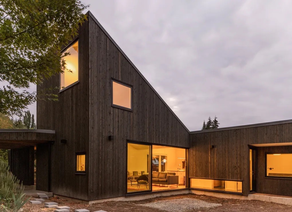 Exterior of DADU with dark wood paneling
